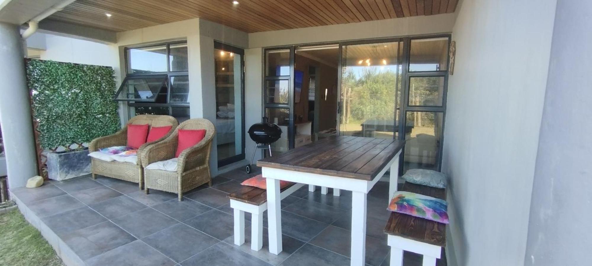 Coogee Bay @ No 2 East London