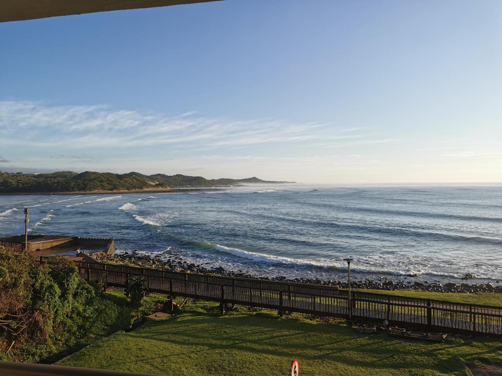 Coogee Bay @ No 2 Apartment